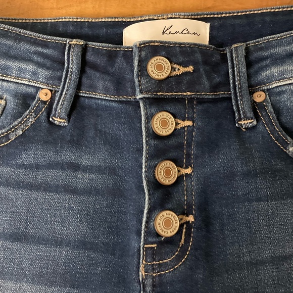 KanCan high-rise frayed shorts - Picture 2 of 3